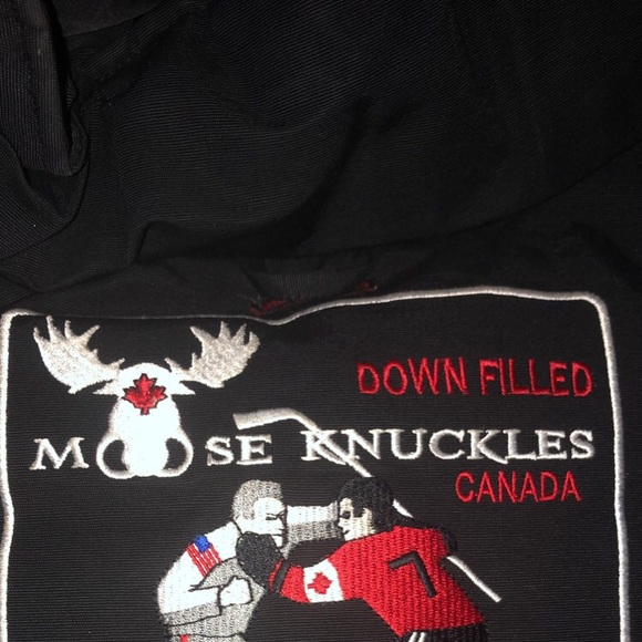 Moose knuckle women’s jacket with pom poms - Picture 7 of 9